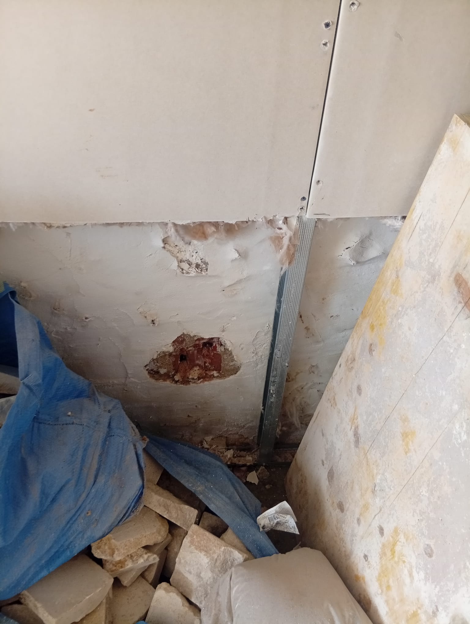 Manchas humedad pared